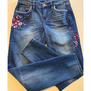 White House Black Market the Girlfriend Embroidered Flower Jeans Sz 0